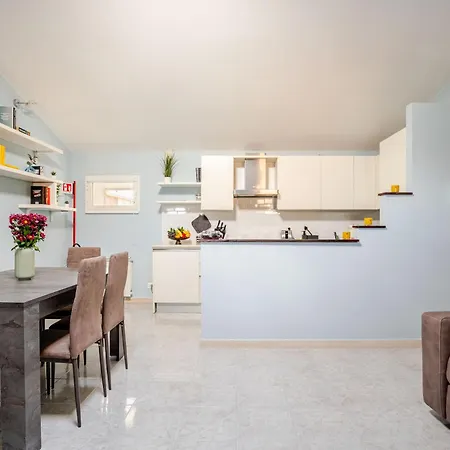 Apartment Blue Sky - 5 Min Vatican Rome