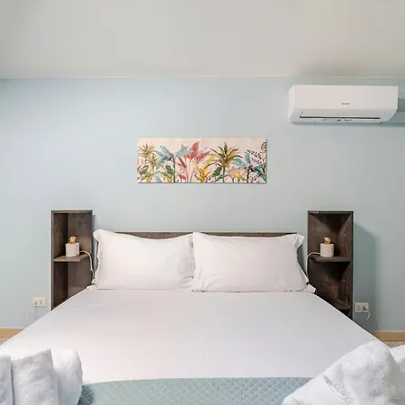 Blue Sky - 5 Min Vatican Rome